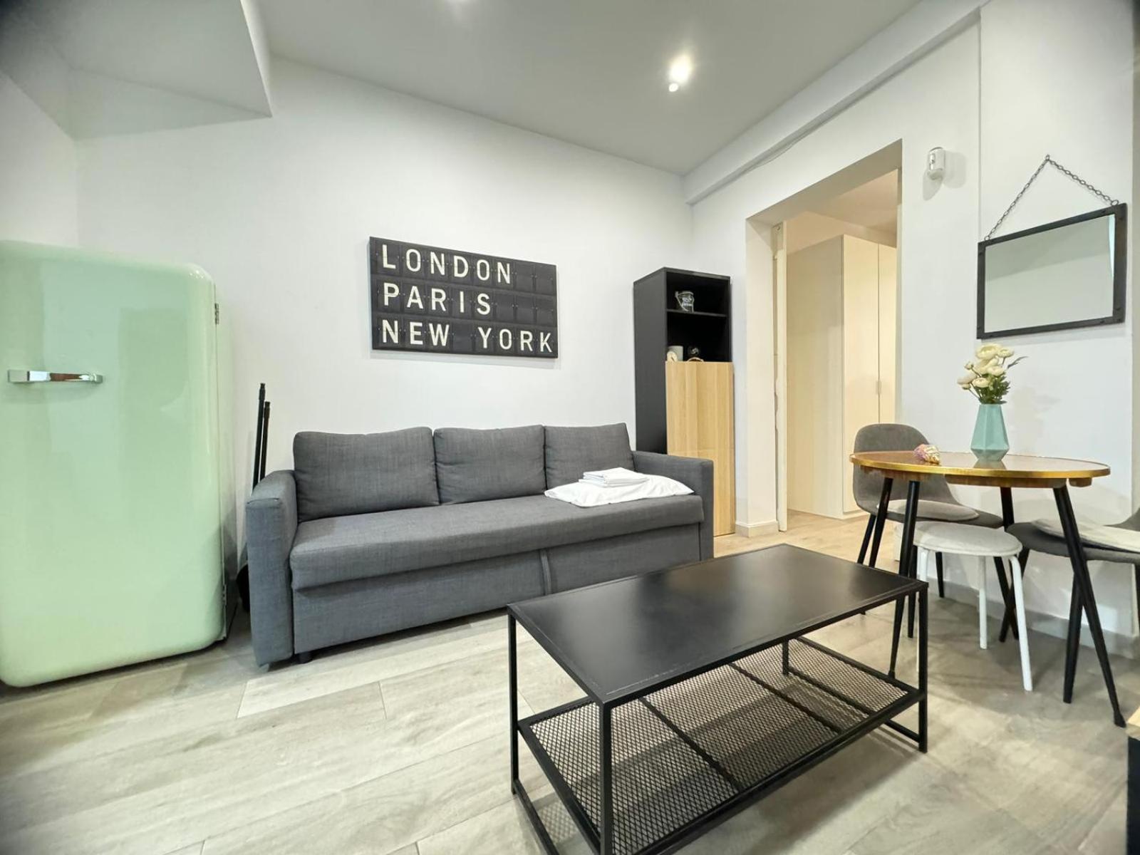 Dianthus House Apartment Madrid Ngoại thất bức ảnh